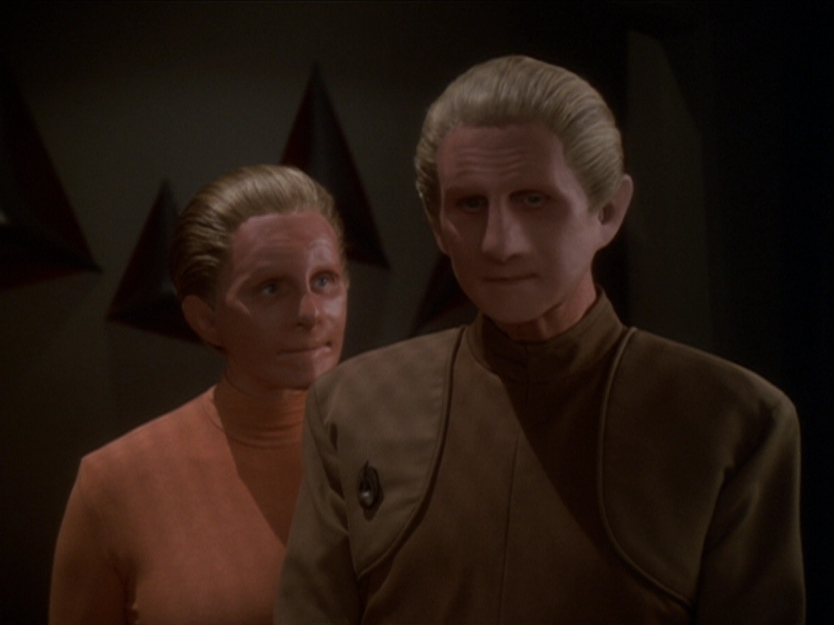 extant_StarTrek_DS9_6x04-BehindTheLines_03749.jpg