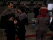 extant_StarTrek_DS9_6x04-BehindTheLines_00026.jpg