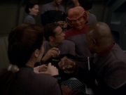 extant_StarTrek_DS9_6x04-BehindTheLines_00044.jpg