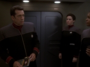 extant_StarTrek_DS9_6x04-BehindTheLines_00119.jpg