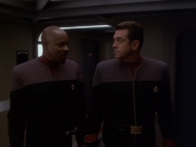 extant_StarTrek_DS9_6x04-BehindTheLines_00144.jpg