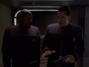extant_StarTrek_DS9_6x04-BehindTheLines_00162.jpg