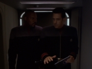 extant_StarTrek_DS9_6x04-BehindTheLines_00163.jpg