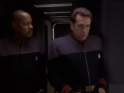 extant_StarTrek_DS9_6x04-BehindTheLines_00174.jpg