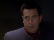 extant_StarTrek_DS9_6x04-BehindTheLines_00198.jpg