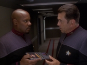 extant_StarTrek_DS9_6x04-BehindTheLines_00219.jpg