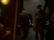 extant_StarTrek_DS9_6x04-BehindTheLines_00242.jpg