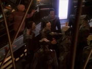 extant_StarTrek_DS9_6x04-BehindTheLines_00348.jpg