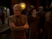 extant_StarTrek_DS9_6x04-BehindTheLines_00668.jpg