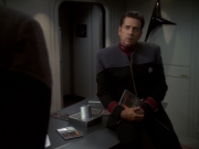 extant_StarTrek_DS9_6x04-BehindTheLines_00708.jpg