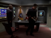 extant_StarTrek_DS9_6x04-BehindTheLines_00754.jpg