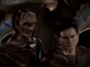 Filename=extant_StarTrek_DS9_6x04-BehindTheLines_01307.jpg
Filesize=147KiB
Dimensions=1200x900
Date added=Jan 07, 2020 extant_StarTrek_DS9_6x04-BehindTheLines_01307.jpg