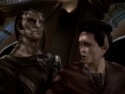extant_StarTrek_DS9_6x04-BehindTheLines_01337.jpg