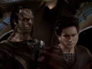 Filename=extant_StarTrek_DS9_6x04-BehindTheLines_01345.jpg
Filesize=160KiB
Dimensions=1200x900
Date added=Jan 07, 2020 extant_StarTrek_DS9_6x04-BehindTheLines_01345.jpg