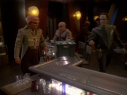 Filename=extant_StarTrek_DS9_6x04-BehindTheLines_02231.jpg
Filesize=170KiB
Dimensions=1200x900
Date added=Jan 07, 2020 extant_StarTrek_DS9_6x04-BehindTheLines_02231.jpg