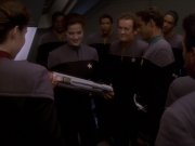 extant_StarTrek_DS9_6x04-BehindTheLines_03498.jpg