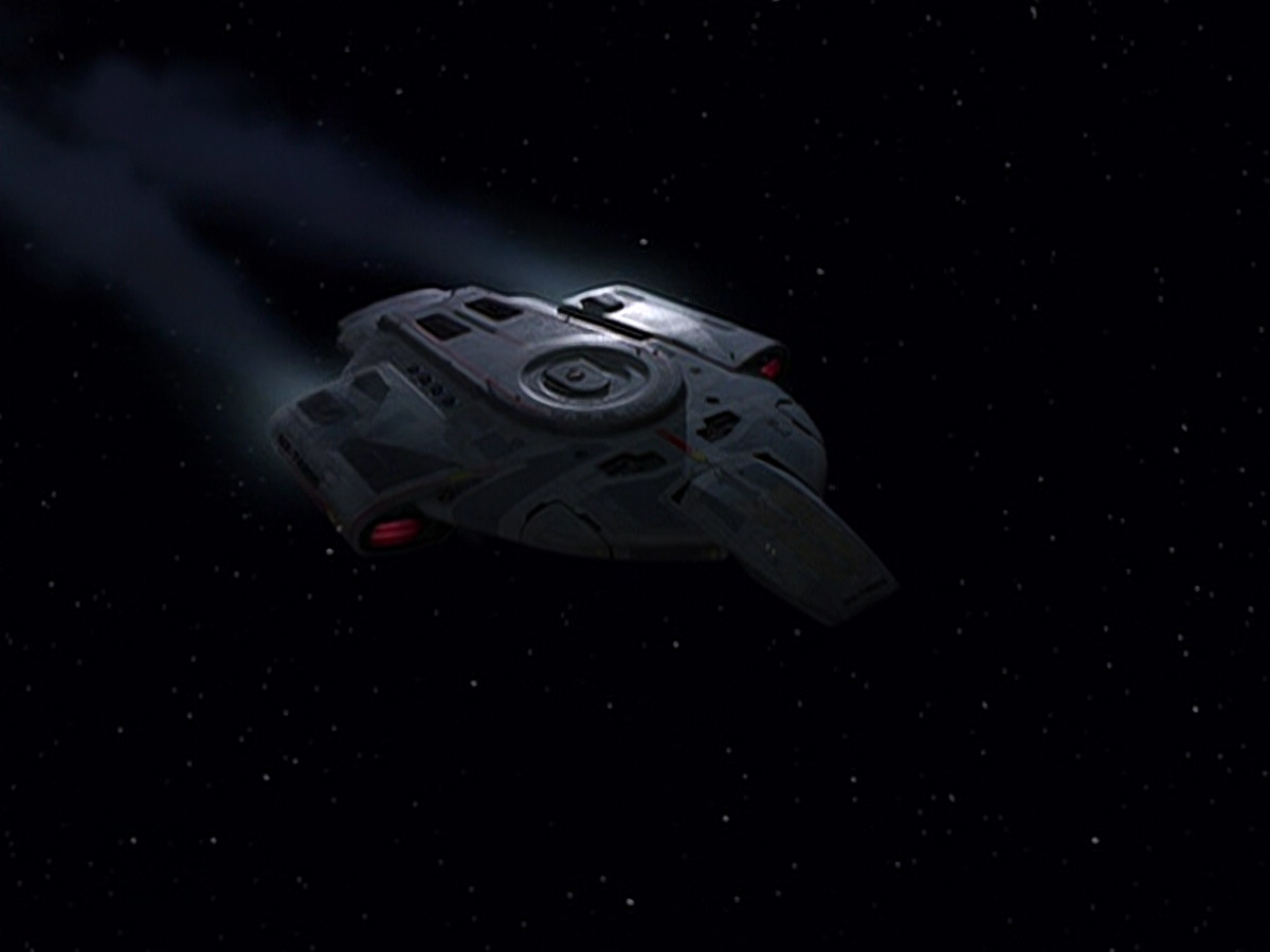 extant_StarTrek_DS9_6x05-FavorTheBold_00004.jpg
