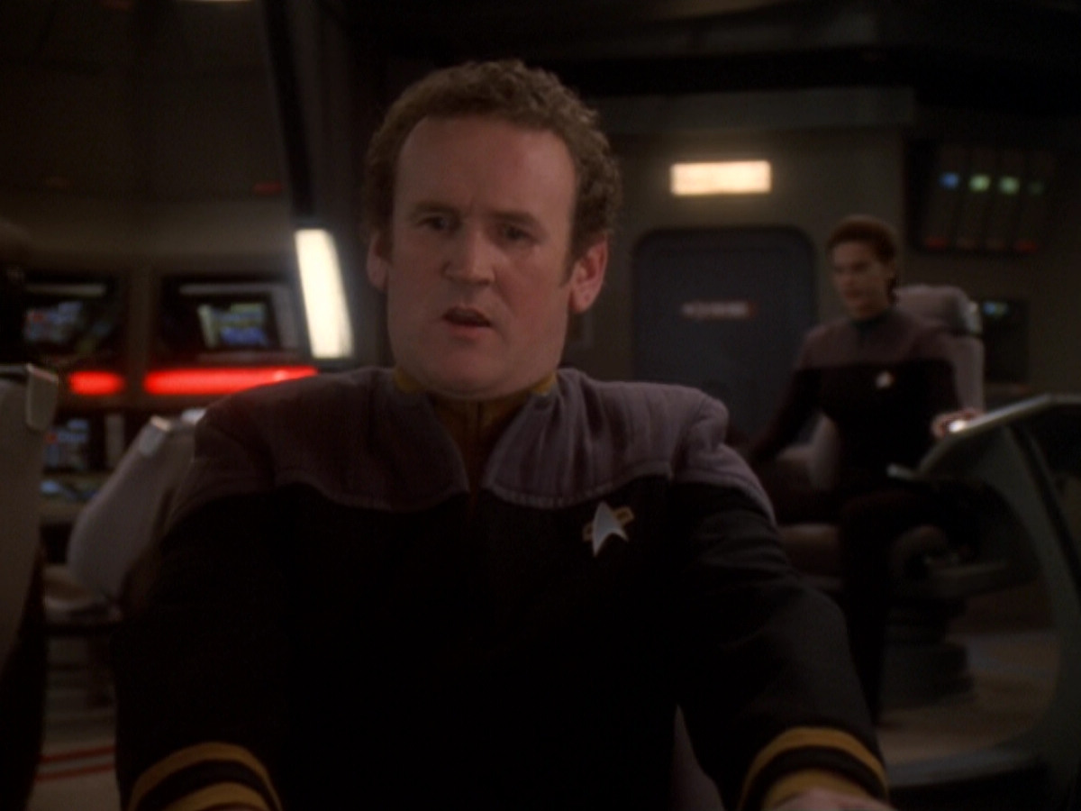 extant_StarTrek_DS9_6x05-FavorTheBold_00025.jpg