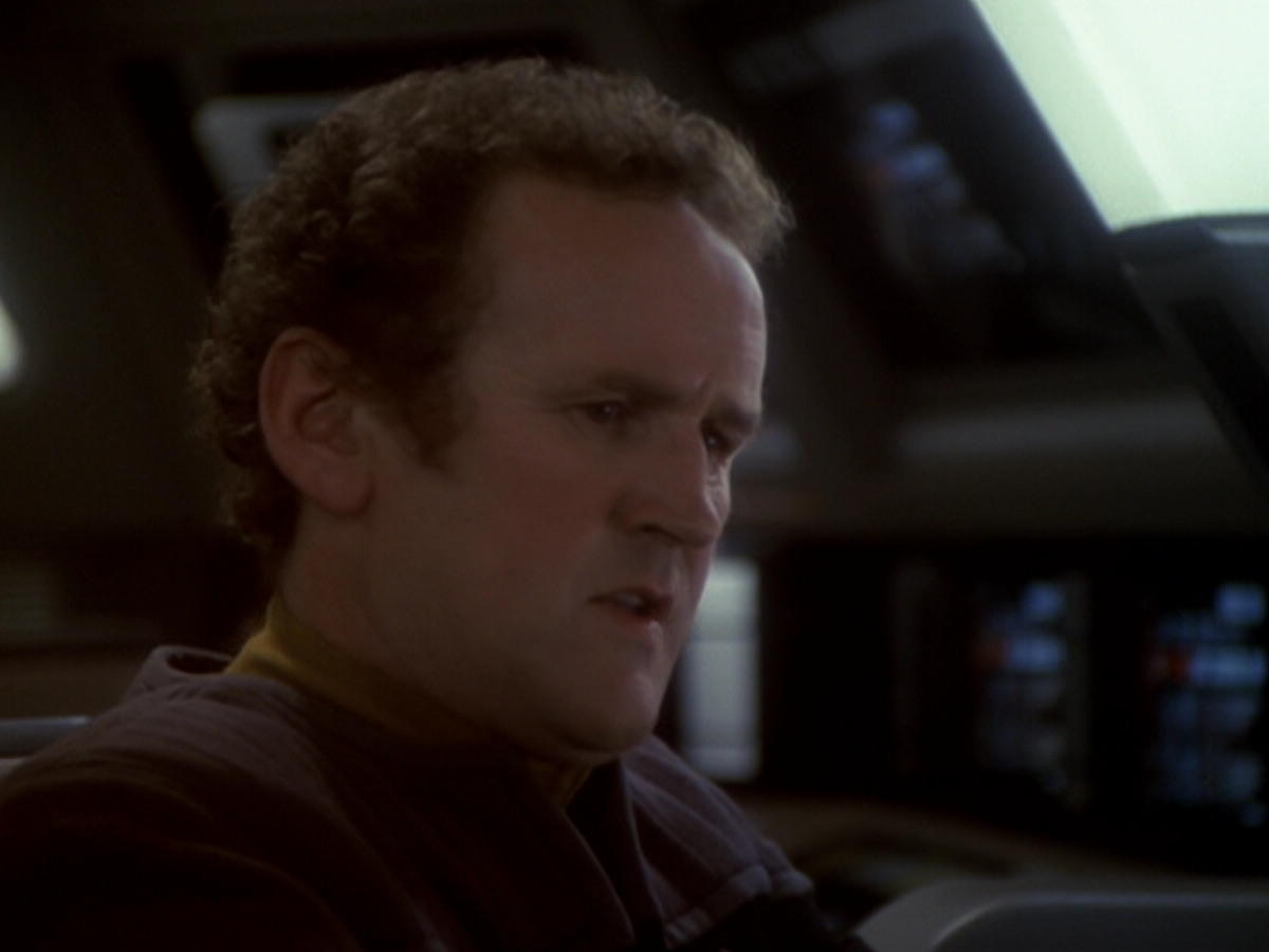 extant_StarTrek_DS9_6x05-FavorTheBold_00048.jpg