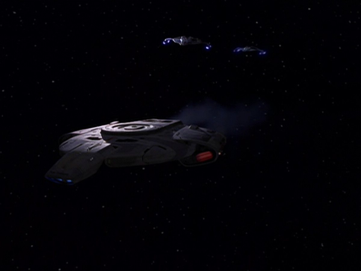 extant_StarTrek_DS9_6x05-FavorTheBold_00055.jpg