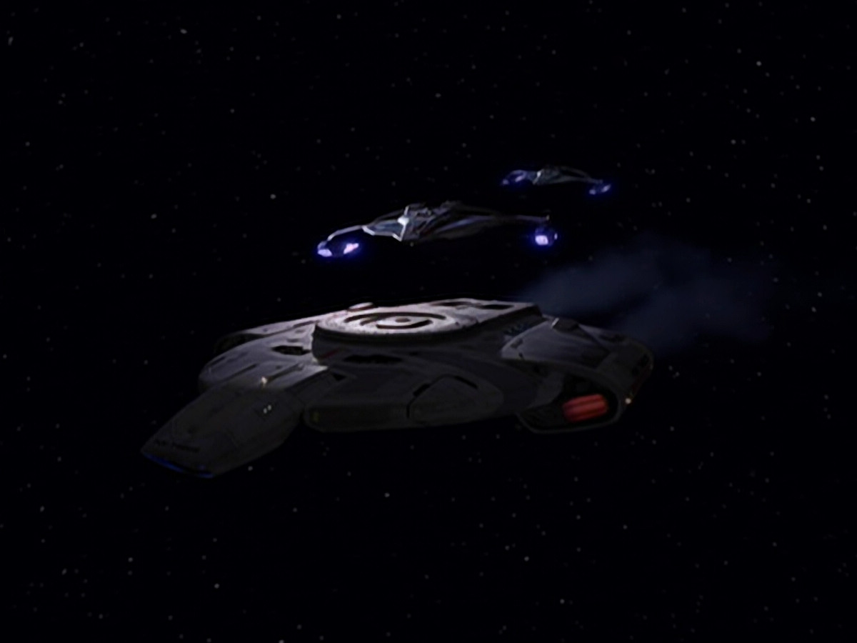 extant_StarTrek_DS9_6x05-FavorTheBold_00058.jpg