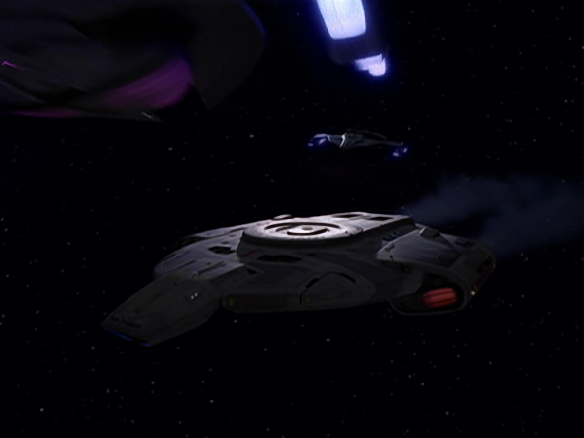extant_StarTrek_DS9_6x05-FavorTheBold_00060.jpg