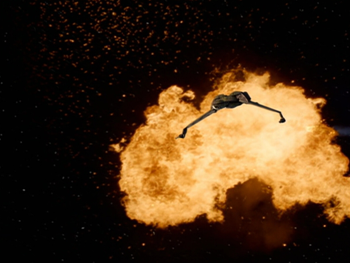 extant_StarTrek_DS9_6x05-FavorTheBold_00075.jpg