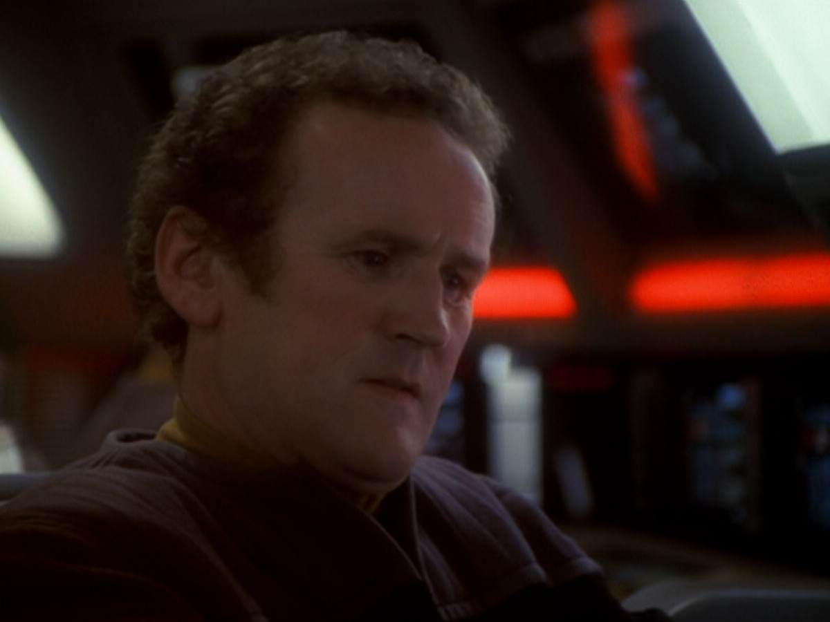 extant_StarTrek_DS9_6x05-FavorTheBold_00089.jpg