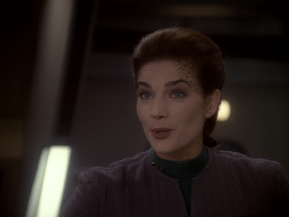 extant_StarTrek_DS9_6x05-FavorTheBold_00133.jpg