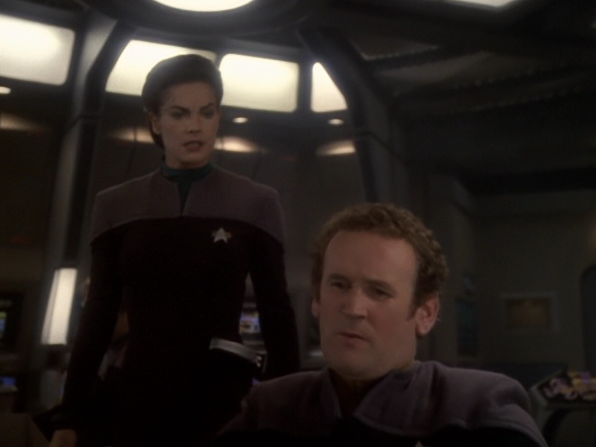 extant_StarTrek_DS9_6x05-FavorTheBold_00143.jpg