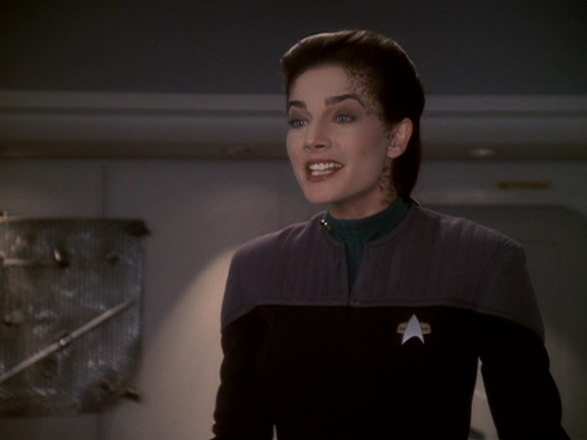 extant_StarTrek_DS9_6x05-FavorTheBold_00213.jpg