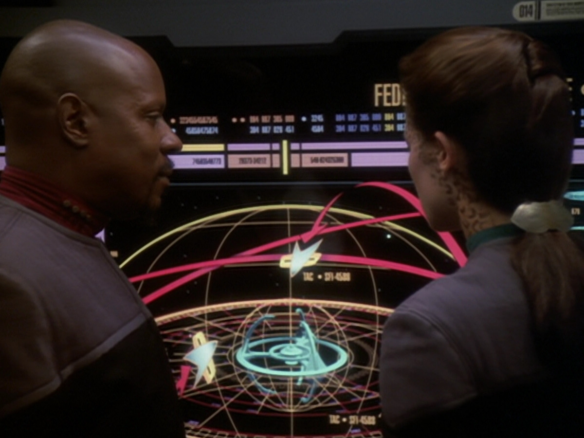 extant_StarTrek_DS9_6x05-FavorTheBold_00257.jpg