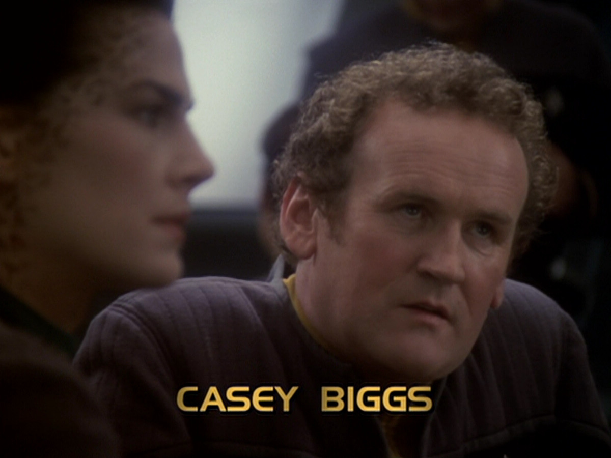 extant_StarTrek_DS9_6x05-FavorTheBold_00494.jpg
