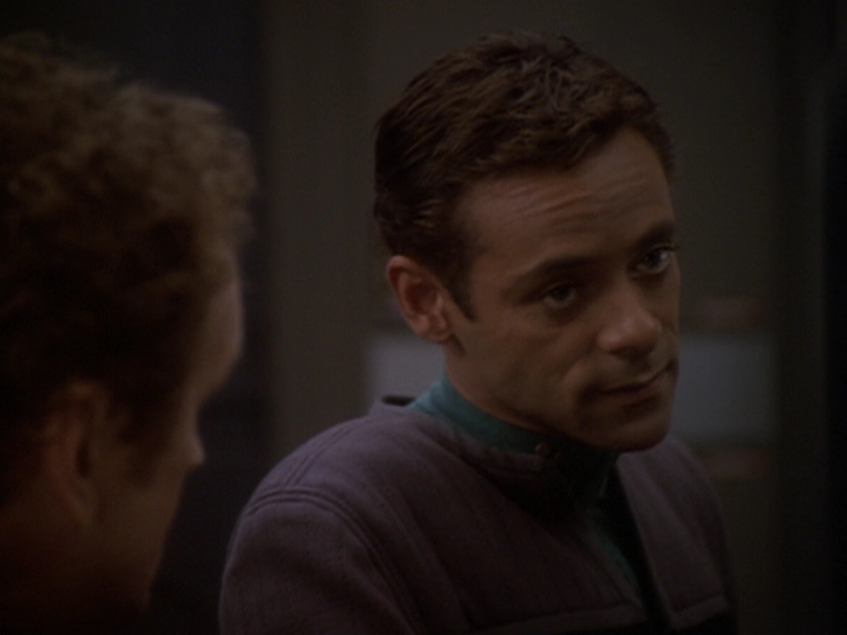 extant_StarTrek_DS9_6x05-FavorTheBold_00537.jpg