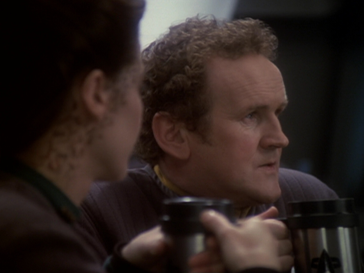 extant_StarTrek_DS9_6x05-FavorTheBold_00545.jpg