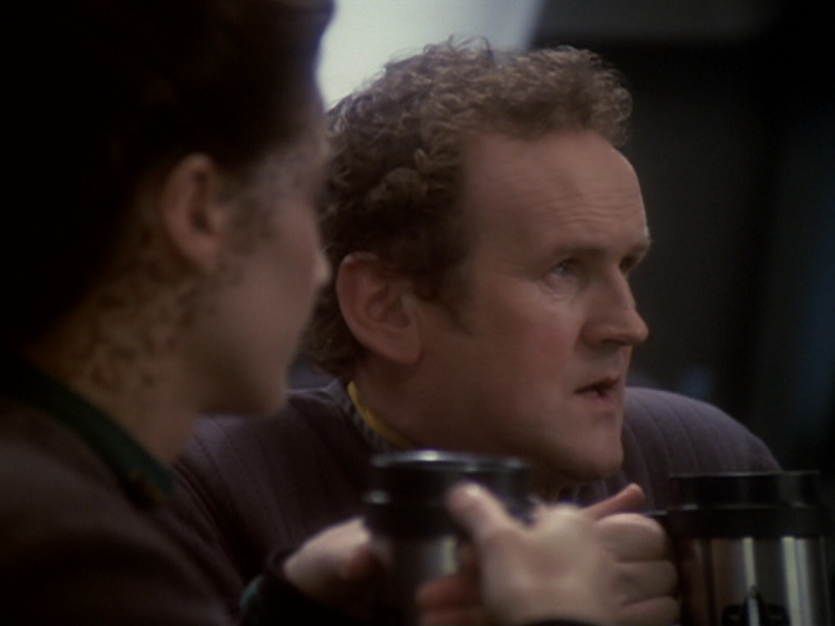 extant_StarTrek_DS9_6x05-FavorTheBold_00546.jpg