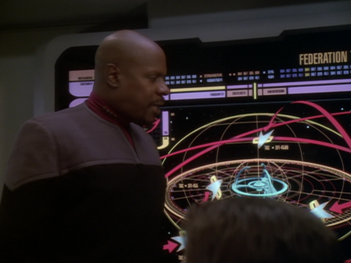extant_StarTrek_DS9_6x05-FavorTheBold_00564.jpg