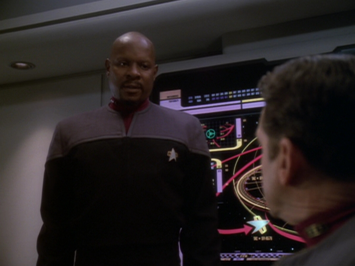 extant_StarTrek_DS9_6x05-FavorTheBold_00570.jpg