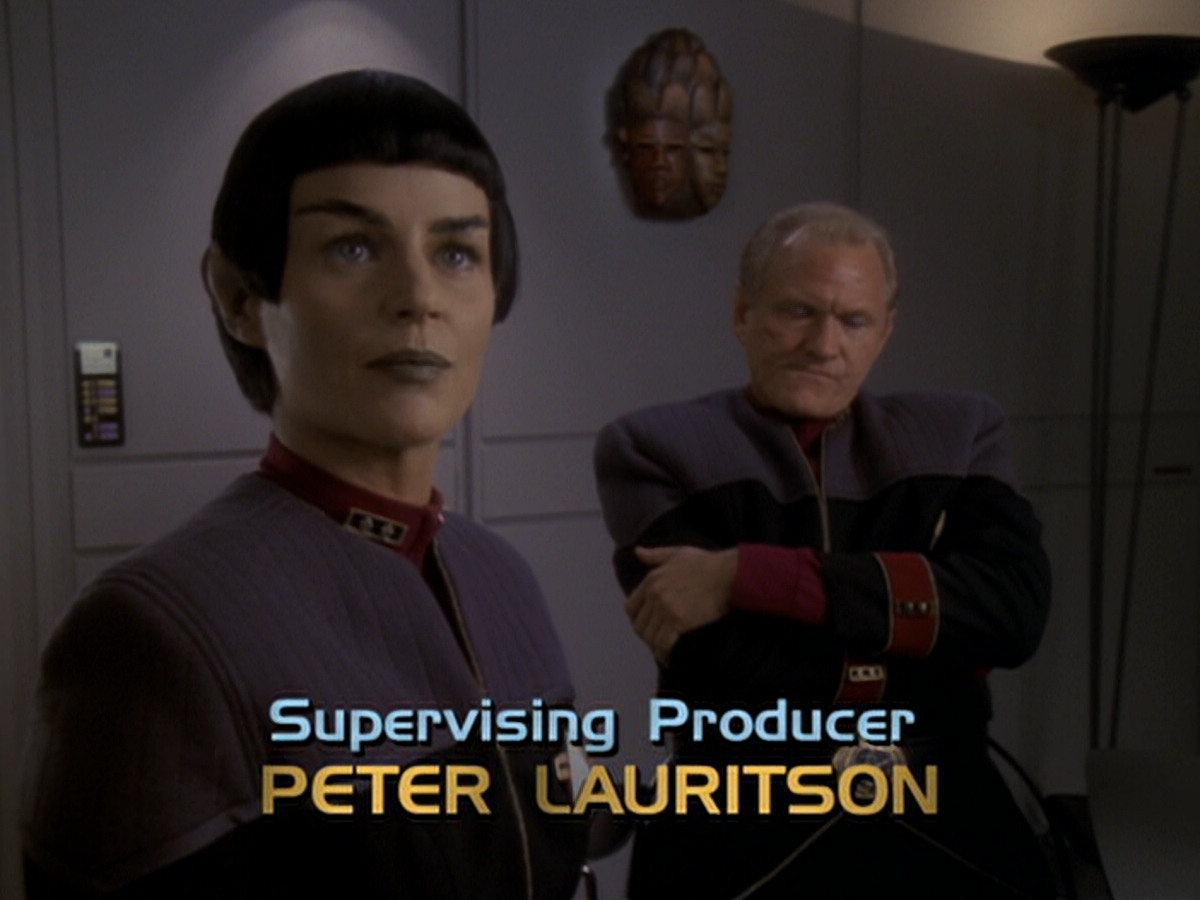 extant_StarTrek_DS9_6x05-FavorTheBold_00582.jpg