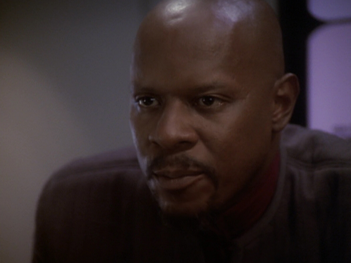 extant_StarTrek_DS9_6x05-FavorTheBold_00635.jpg