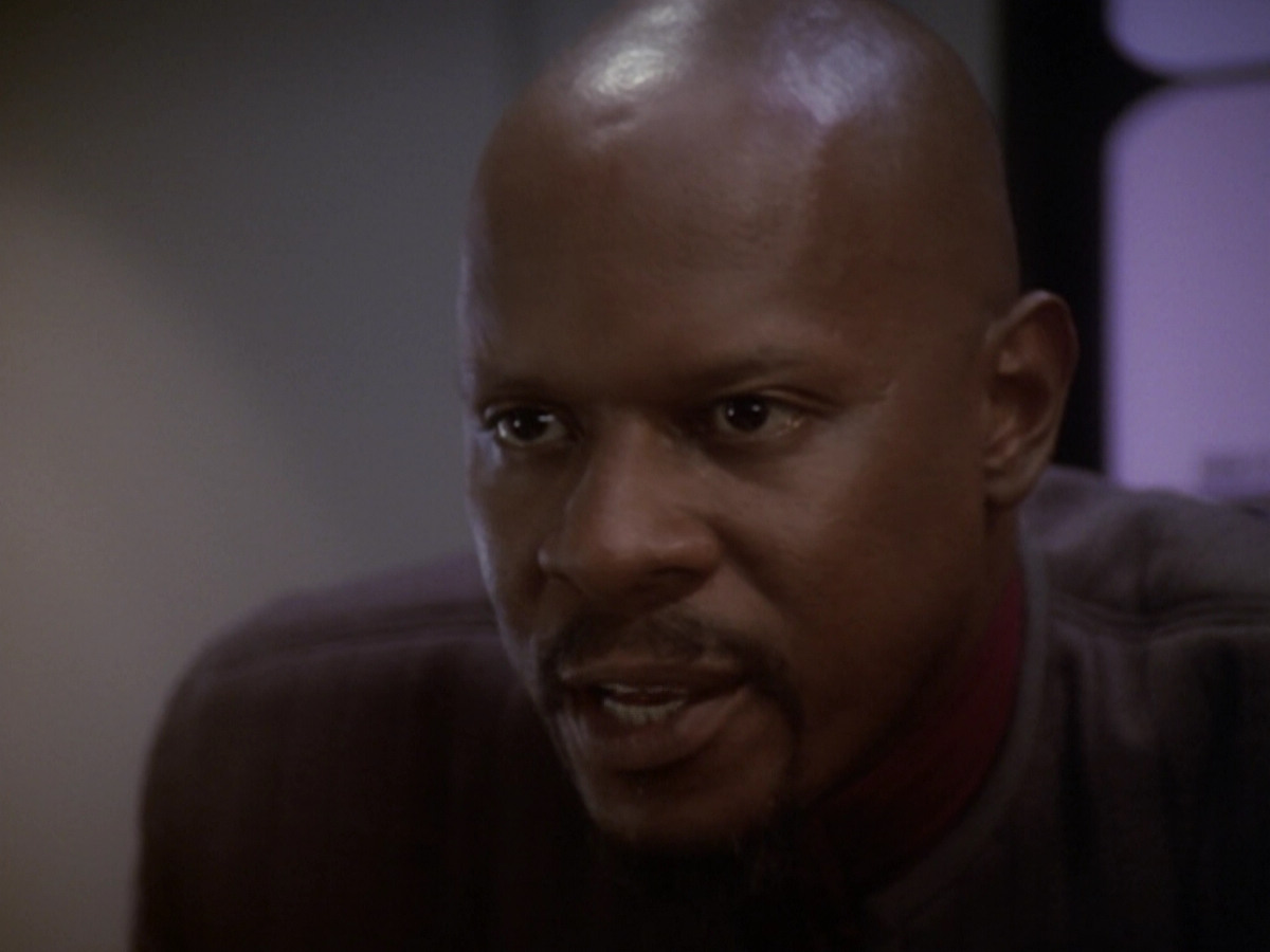 extant_StarTrek_DS9_6x05-FavorTheBold_00636.jpg