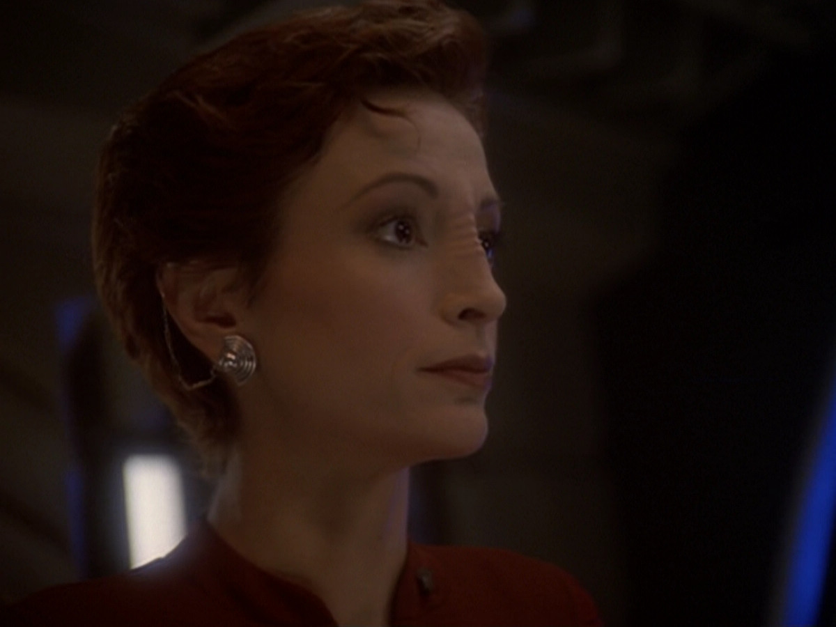 extant_StarTrek_DS9_6x05-FavorTheBold_00775.jpg