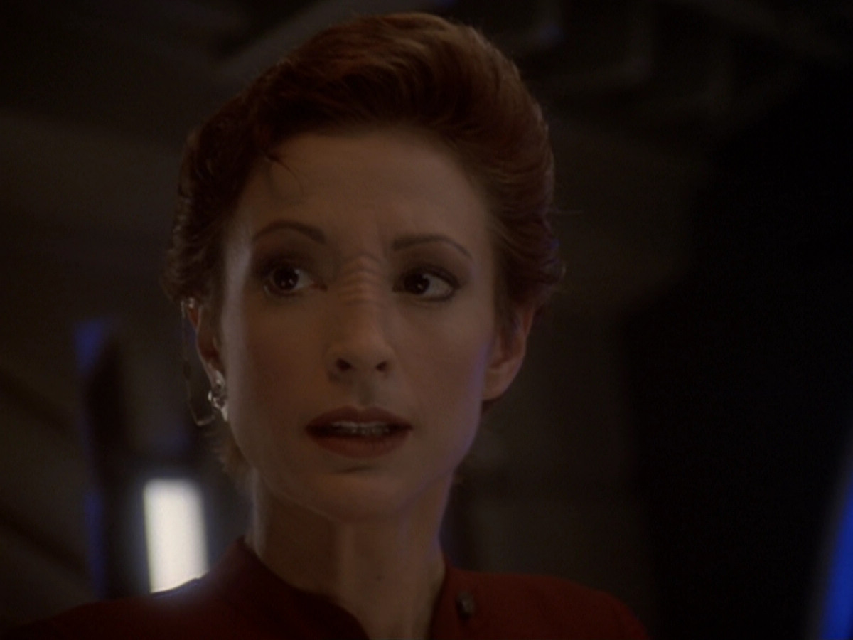 extant_StarTrek_DS9_6x05-FavorTheBold_00785.jpg