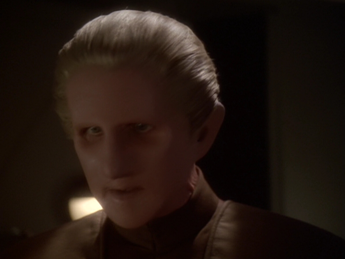 extant_StarTrek_DS9_6x05-FavorTheBold_01007.jpg