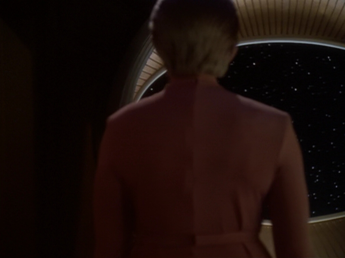 extant_StarTrek_DS9_6x05-FavorTheBold_01036.jpg