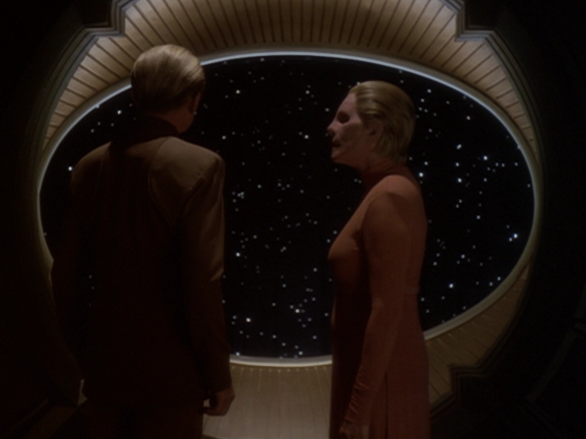 extant_StarTrek_DS9_6x05-FavorTheBold_01049.jpg