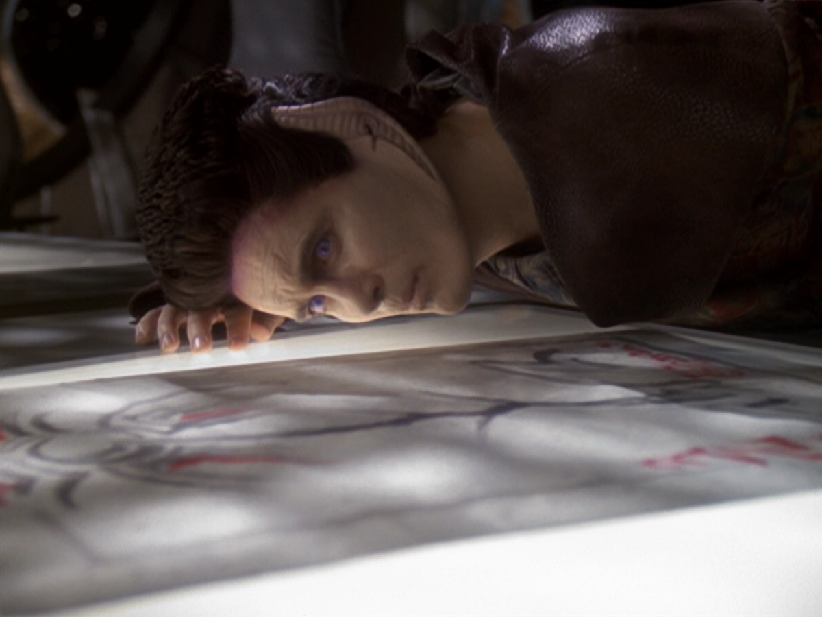 extant_StarTrek_DS9_6x05-FavorTheBold_01110.jpg