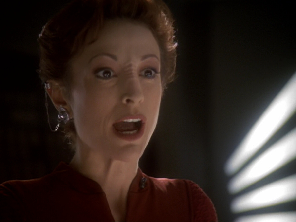 extant_StarTrek_DS9_6x05-FavorTheBold_01159.jpg