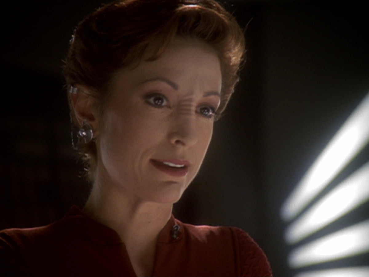 extant_StarTrek_DS9_6x05-FavorTheBold_01170.jpg
