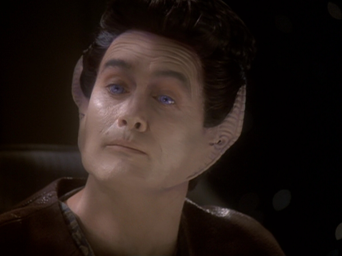 extant_StarTrek_DS9_6x05-FavorTheBold_01228.jpg